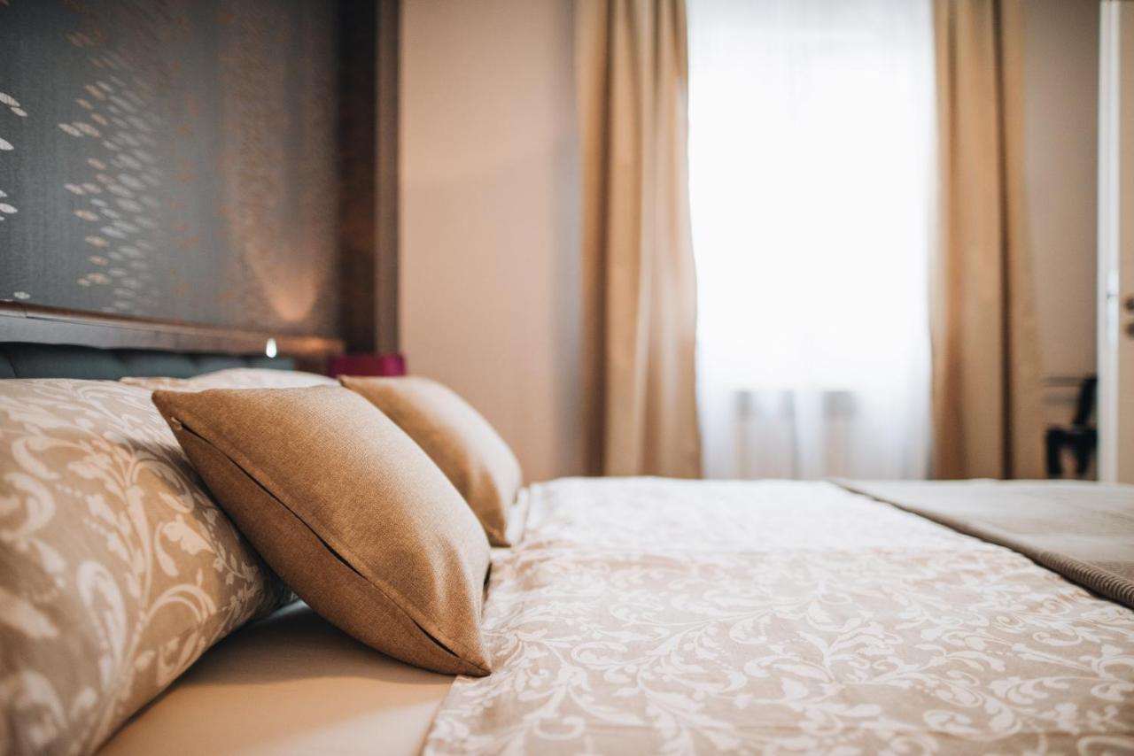 Stay In The Very Heart Of Porec - 50M To The Beach Exterior foto