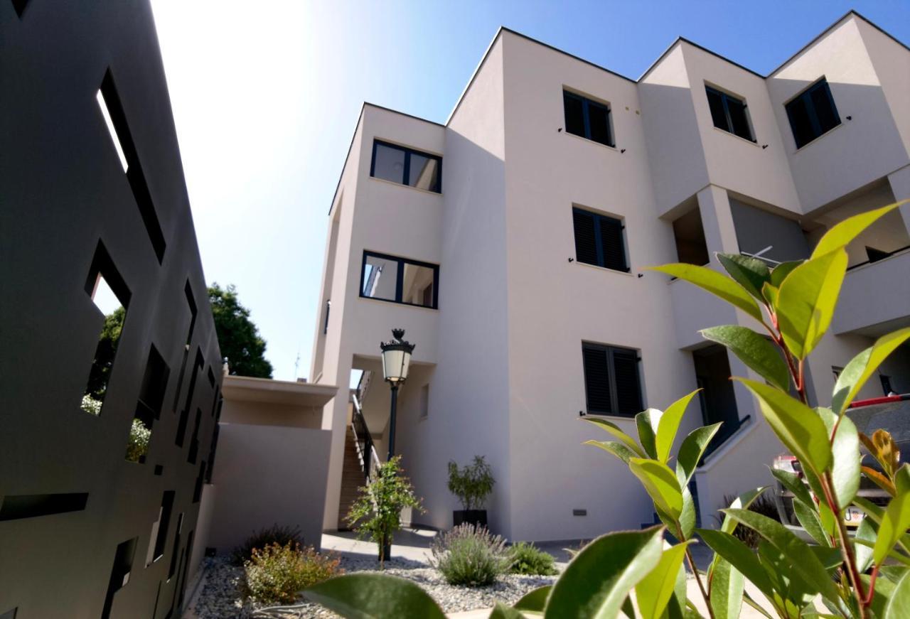 Stay In The Very Heart Of Porec - 50M To The Beach Exterior foto